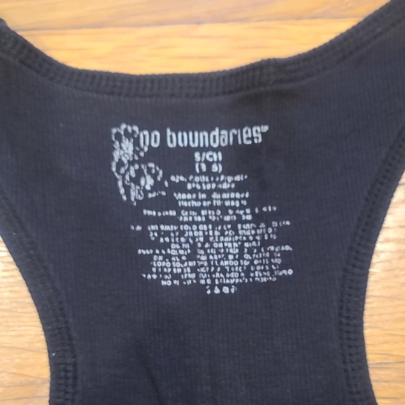 No Boundaries- Set Of 2 Camo And Black Racer Back Tanks - Picture 3 of 6